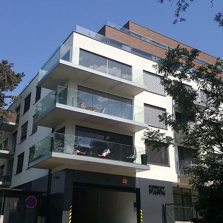 Forest Park By Zoom Apartments Bratislava Buitenkant foto