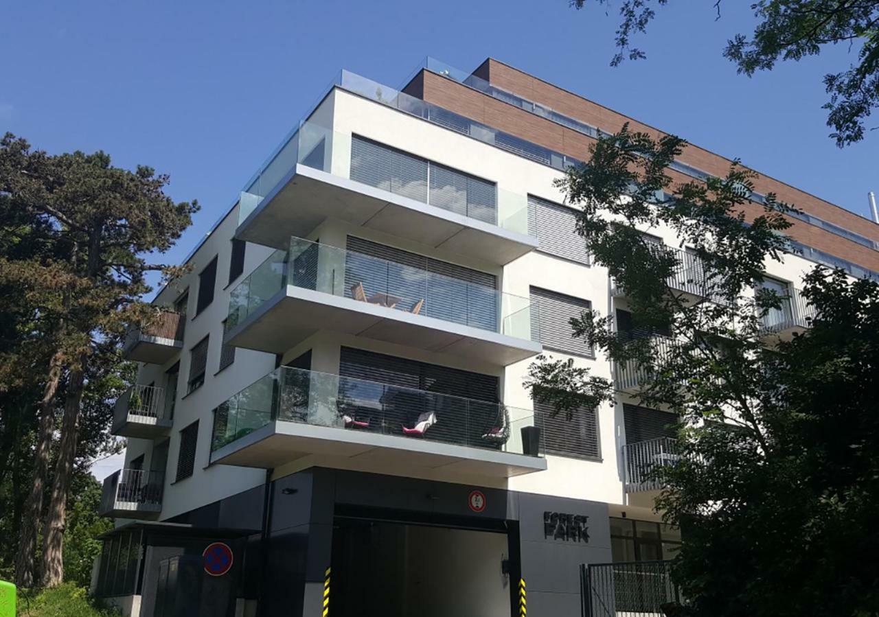 Forest Park By Zoom Apartments Bratislava Buitenkant foto